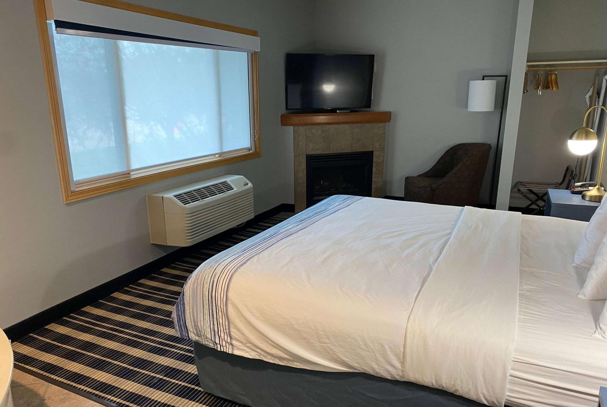 Americinn By Wyndham Chanhassen Ngoại thất bức ảnh