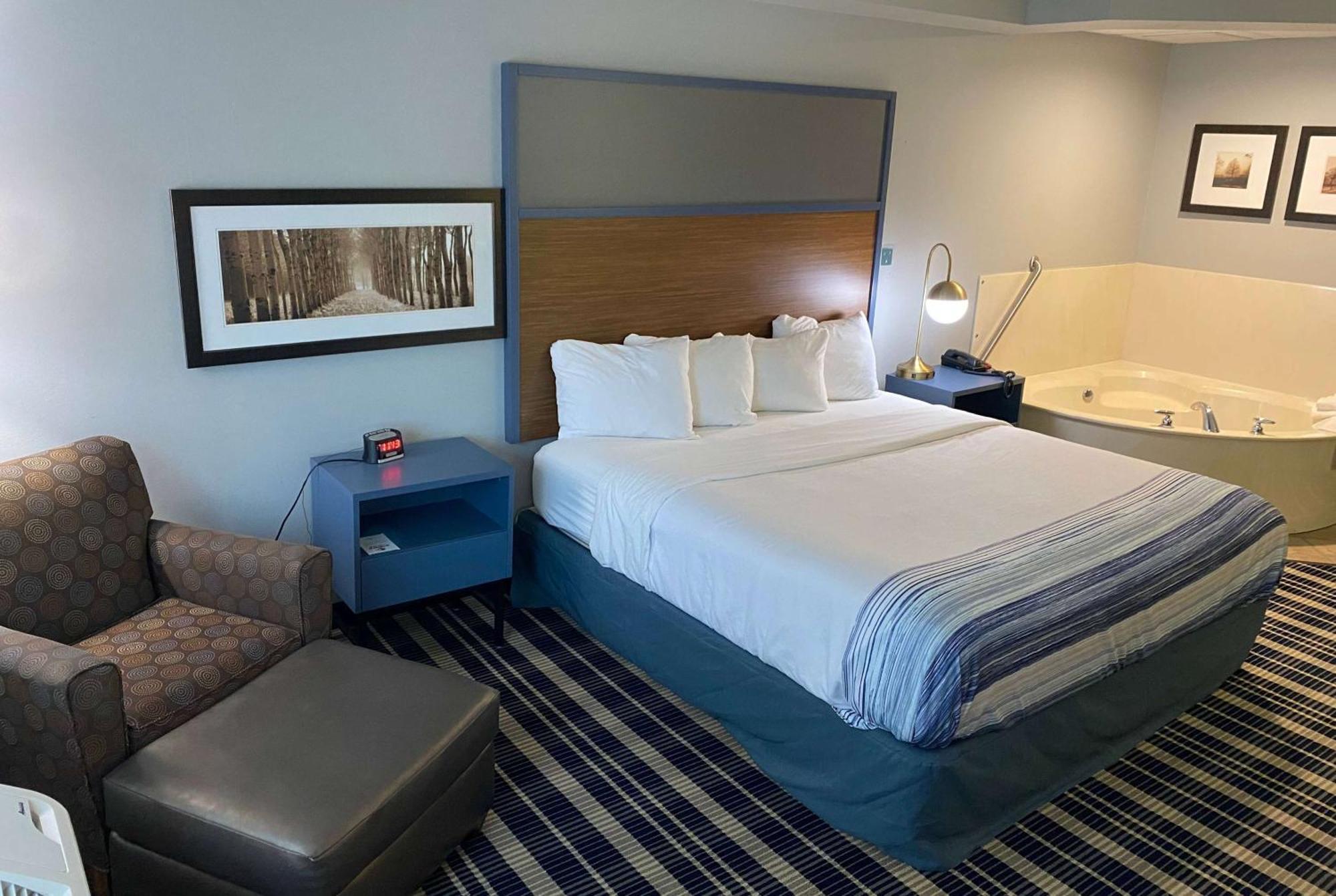 Americinn By Wyndham Chanhassen Ngoại thất bức ảnh
